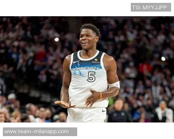 爱德华兹透露小伤情或缺席全明星赛期待比赛激烈程度提升 爱德华兹透露小伤情或缺席全明星赛期待比赛激烈程度提升